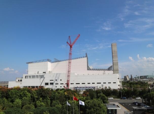江蘇常熟市第二生活垃圾焚燒發(fā)電廠(chǎng)擴(kuò)建項(xiàng)目三爐兩機(jī)完成168小時(shí)滿(mǎn)負(fù)荷運(yùn)行