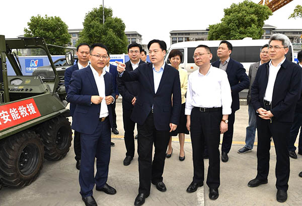 常州市委副書記、市長(zhǎng)陳金虎蒞臨中國(guó)安能二局常州分公司調(diào)研防汛抗旱工作