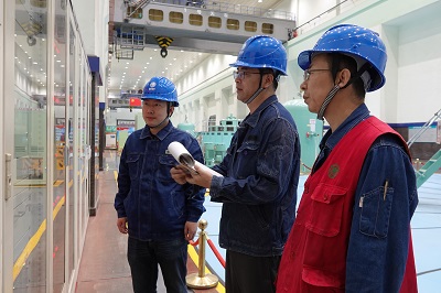 國網(wǎng)劉家峽水電廠節(jié)日保電，我在光明源頭堅守
