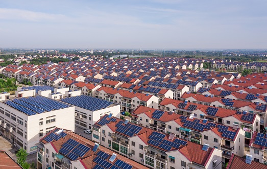 【兩會】南存輝委員：建議戶用光伏電力納入綠電、綠證、碳排放權(quán)交易市場