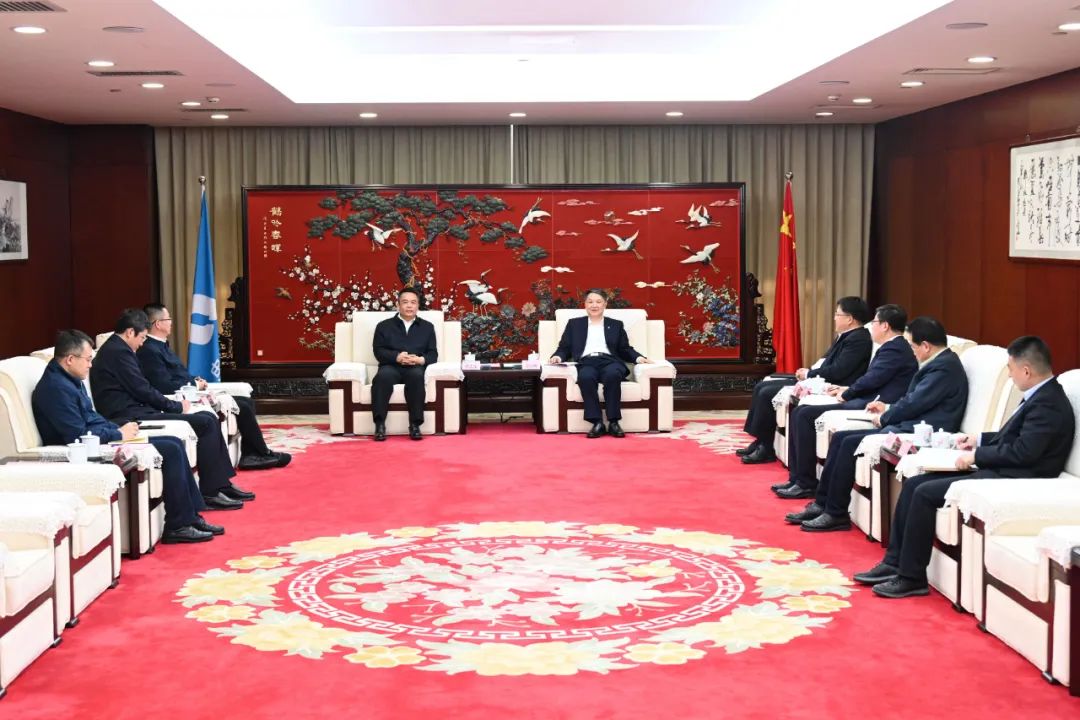 溫樞剛會(huì)見(jiàn)哈電集團(tuán)董事長(zhǎng)、黨委書記曹志安