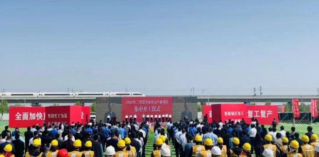 東方日升、晶科、阿特斯同時(shí)擴(kuò)產(chǎn)！