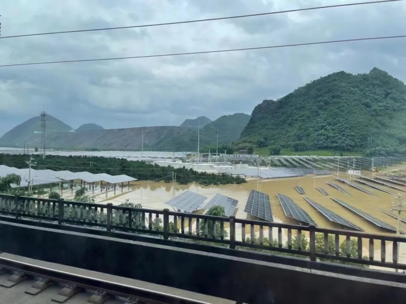 地面電站秒變漂浮電站，又一光伏電站被水淹！
