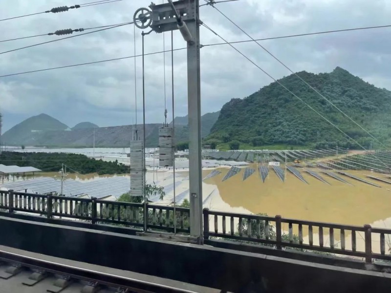 地面電站秒變漂浮電站，又一光伏電站被水淹！