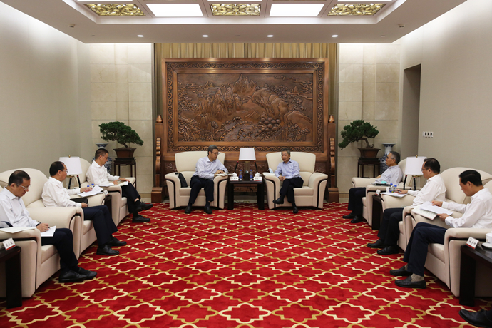 錢智民拜訪農(nóng)發(fā)行黨委書(shū)記、董事長(zhǎng)錢文揮