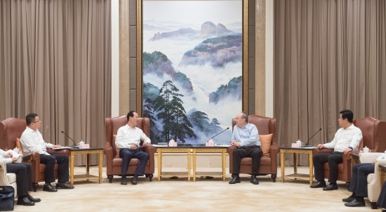 中國電建集團(tuán)公司黨委書記、董事長丁焰章拜會福建省委書記尹力、省長趙龍