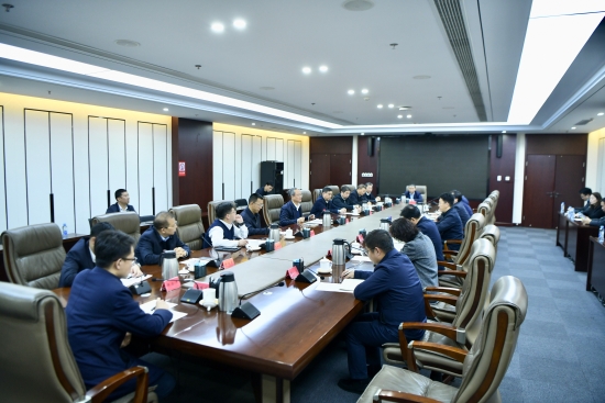 王斌與南昌市委常委、高新區(qū)黨工委書記王萬征會談