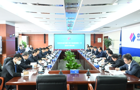 中國電建黨委書記、董事長丁丁焰章與內(nèi)蒙古電力集團(tuán)黨委書記、董事長賈振國會談