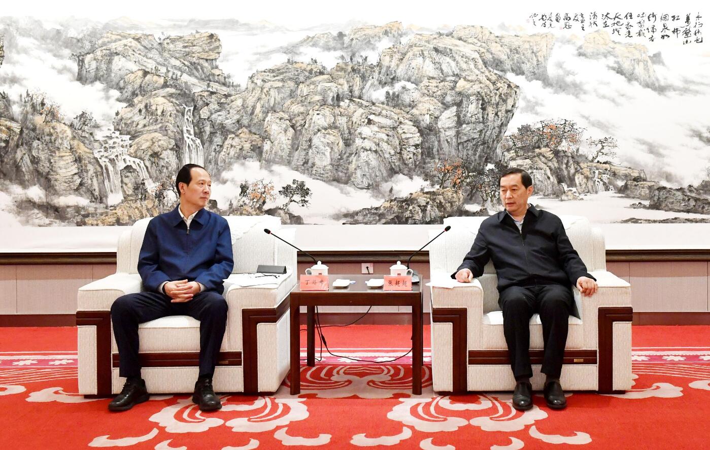 中國(guó)電建黨委書記、董事長(zhǎng)丁焰章與河北省委常委、石家莊市委書記張超超會(huì)談