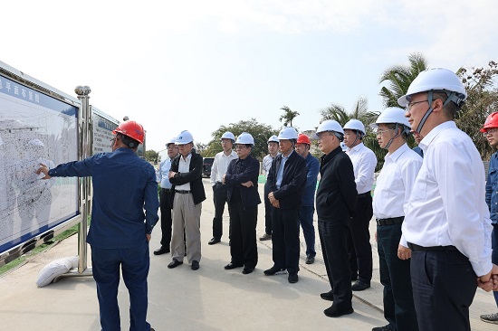 華能集團(tuán)外部董事到海南分公司及昌江、石島灣核電基地調(diào)研