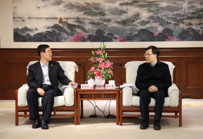 中國能建黨委副書記、總經(jīng)理孫洪水與南京市市長陳之常會(huì)談