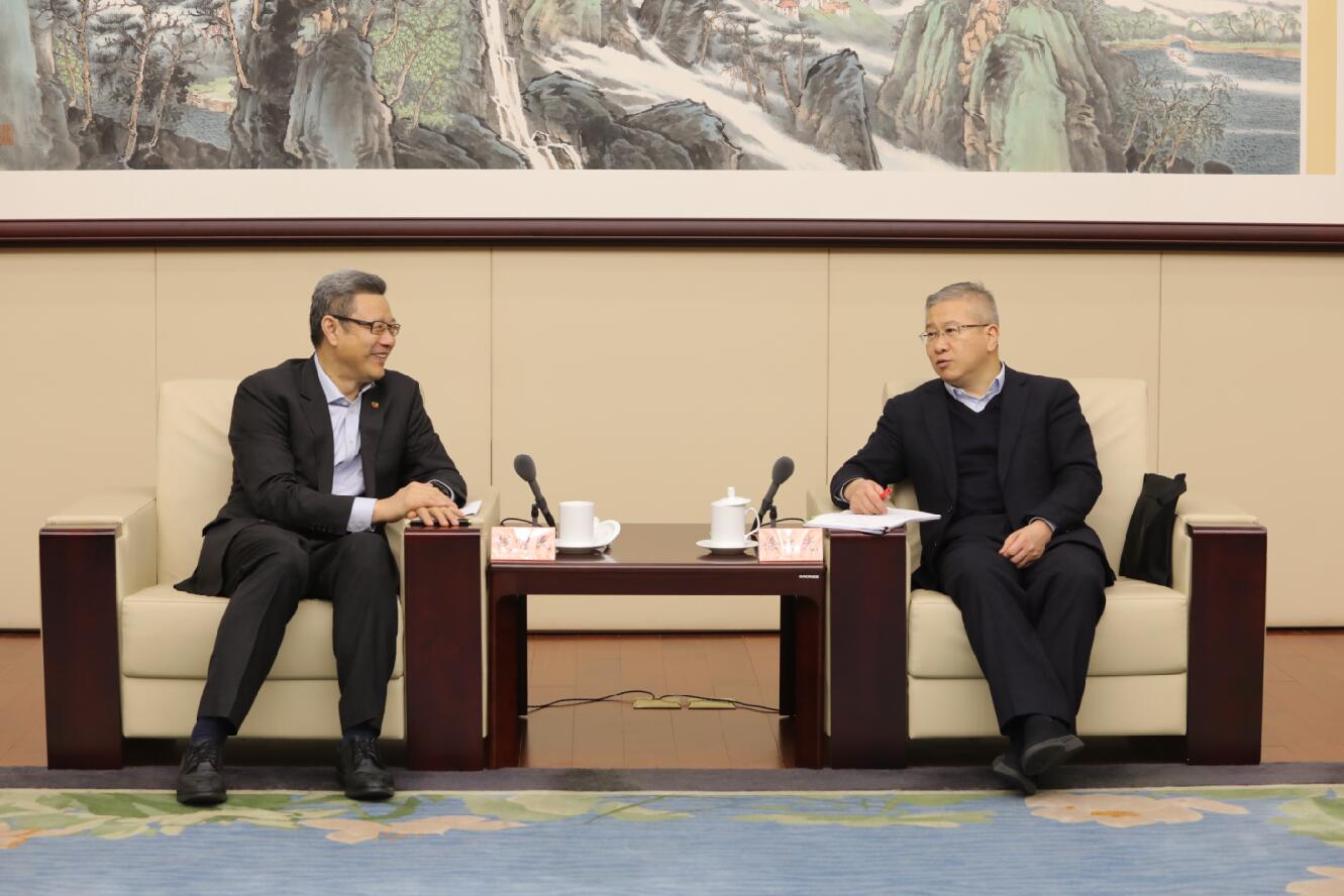國(guó)家電投黨組書記、董事長(zhǎng)錢智民拜會(huì)浙江省委常委、常務(wù)副省長(zhǎng)徐文光
