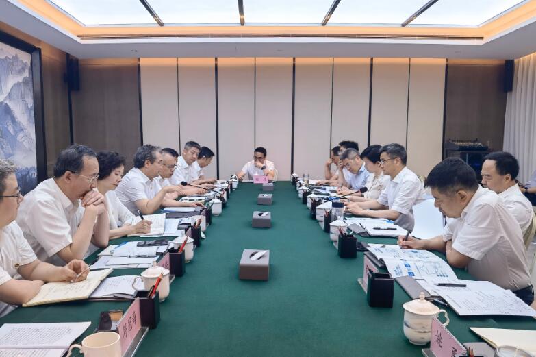 中國能建副總經(jīng)理吳云與襄陽市委副書記、市長王太暉會(huì)談
