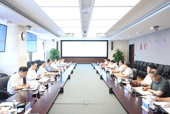 中國電建黨委書記、董事長丁焰章與中國南水北調(diào)集團黨組書記、董事長蔣旭光會談