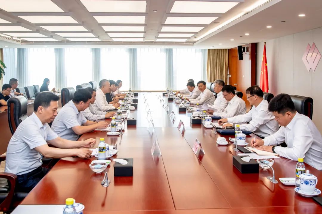 國(guó)家能源集團(tuán)黨組書記、董事長(zhǎng)劉國(guó)躍會(huì)見包頭市委副書記、市長(zhǎng)張銳