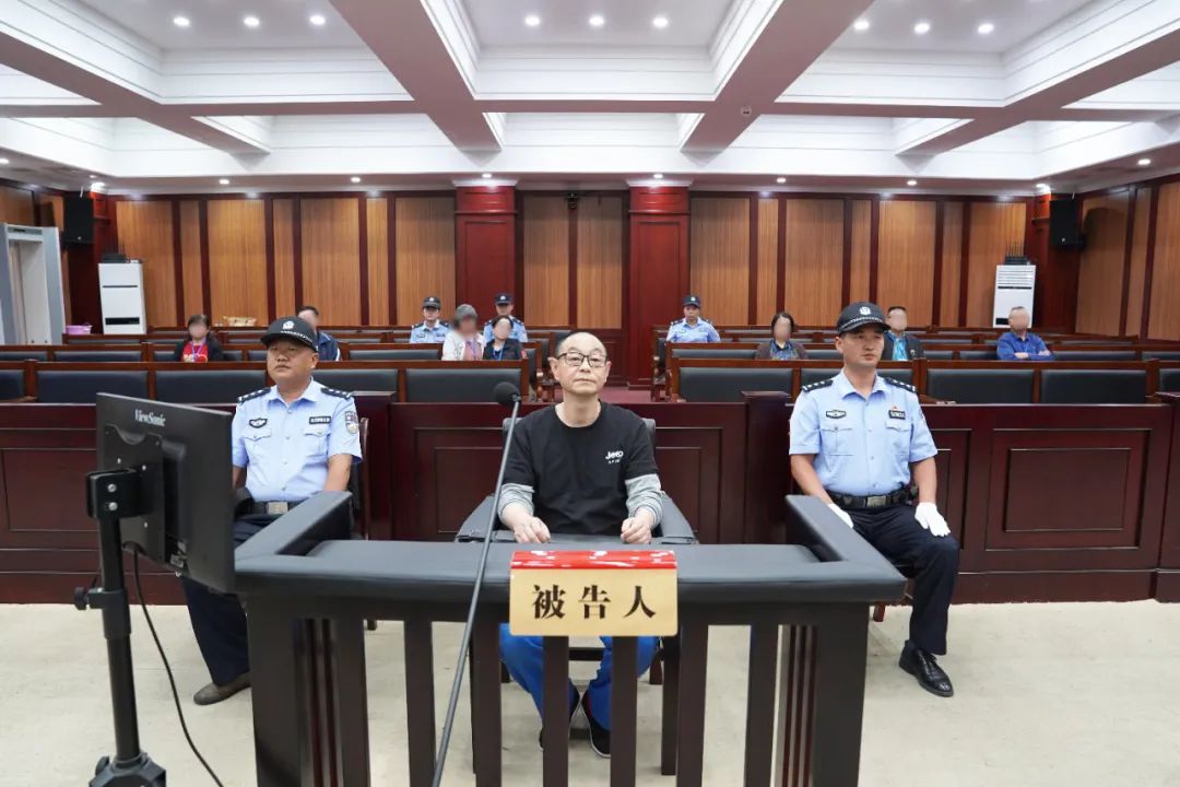 貴州電網(wǎng)有限責(zé)任公司原黨委委員、工會(huì)主席張帆受賄案一審宣判