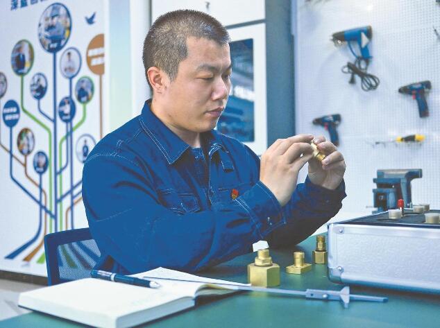 何龍：扎根北疆9年，他找到了自己的位置
