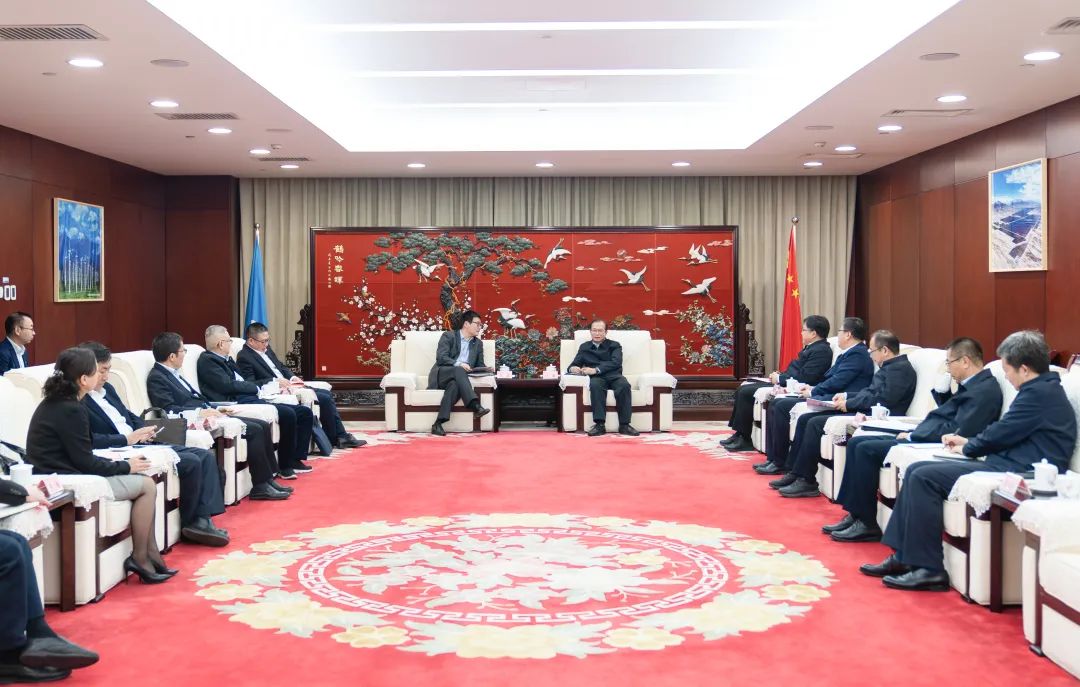 華電黨組書記、董事長(zhǎng)江毅會(huì)見上海電氣集團(tuán)黨委書記、董事長(zhǎng)吳磊