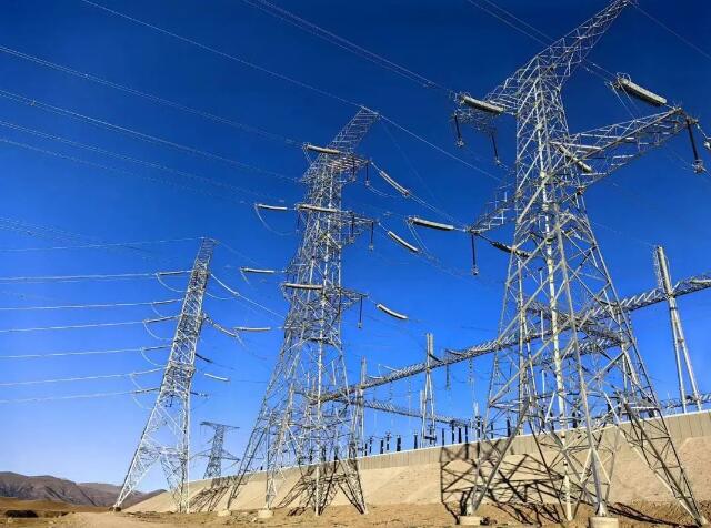青?，敔枔跛娬?30千伏輸電線路全面竣工