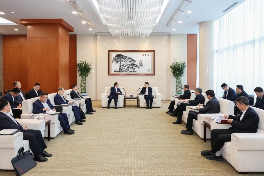華能集團董事長溫樞剛會見中國電氣裝備董事長白忠泉、總經(jīng)理周群
