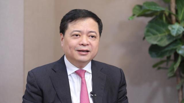 【兩會(huì)好聲音】全國(guó)政協(xié)常委、正泰集團(tuán)董事長(zhǎng)南存輝：建議進(jìn)一步優(yōu)化綠證核發(fā)及交易機(jī)制，提升市場(chǎng)參與度