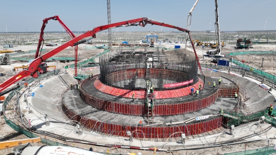 全球緯度最高、東北地區(qū)首座塔式光熱電站完成吸熱塔基礎(chǔ)澆筑