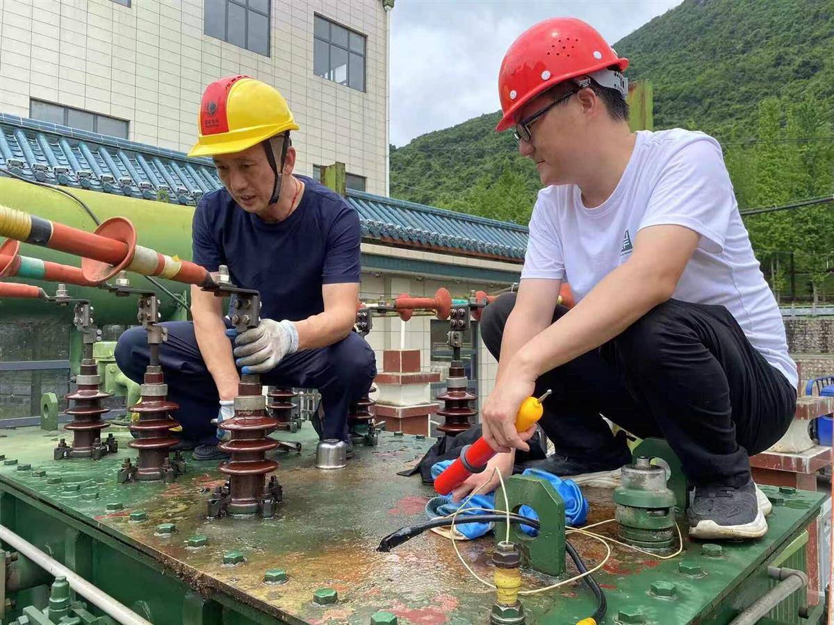 黃石市王英電廠發(fā)電泄洪調(diào)峰，騰出庫(kù)容1200萬(wàn)立方米