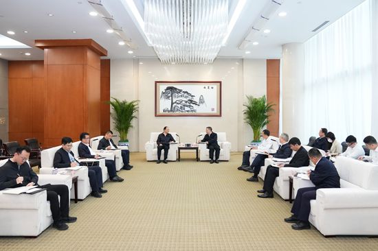 華能集團(tuán)總經(jīng)理、黨組副書記張文峰會見甘肅省副省長王鈞